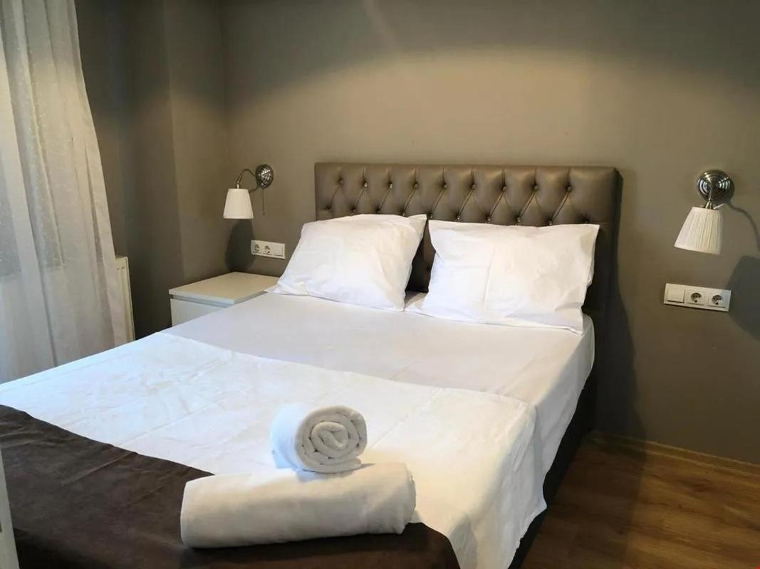 The Hera 30 Hotel *